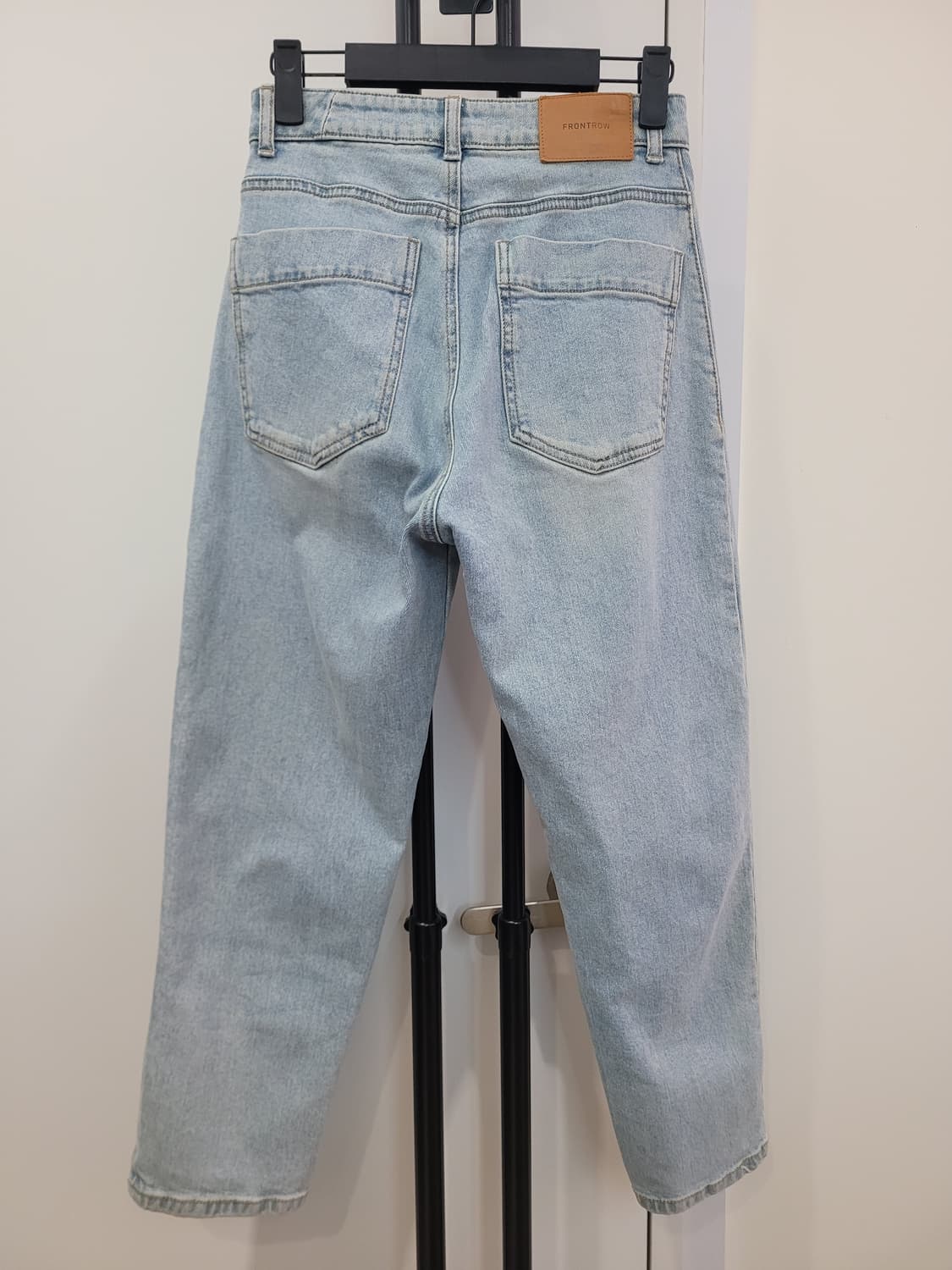 프론트로우 하이라이즈 레귤러핏 데님 청바지 26사이즈 상품이미지6
