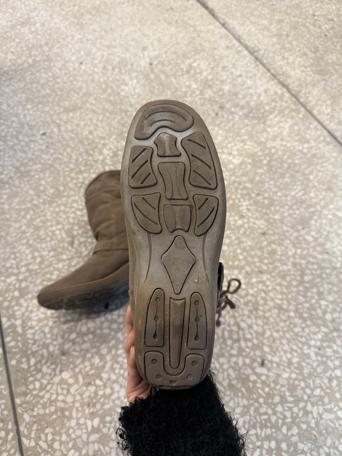 ANGUS® Brown buckle fur boots  상품이미지3