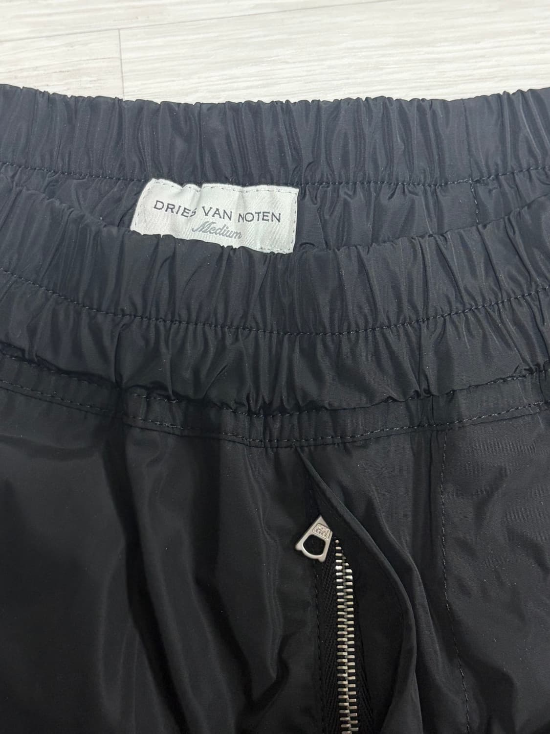 [M] 드리스반노튼 나일론 배기 카고 팬츠 상품이미지3