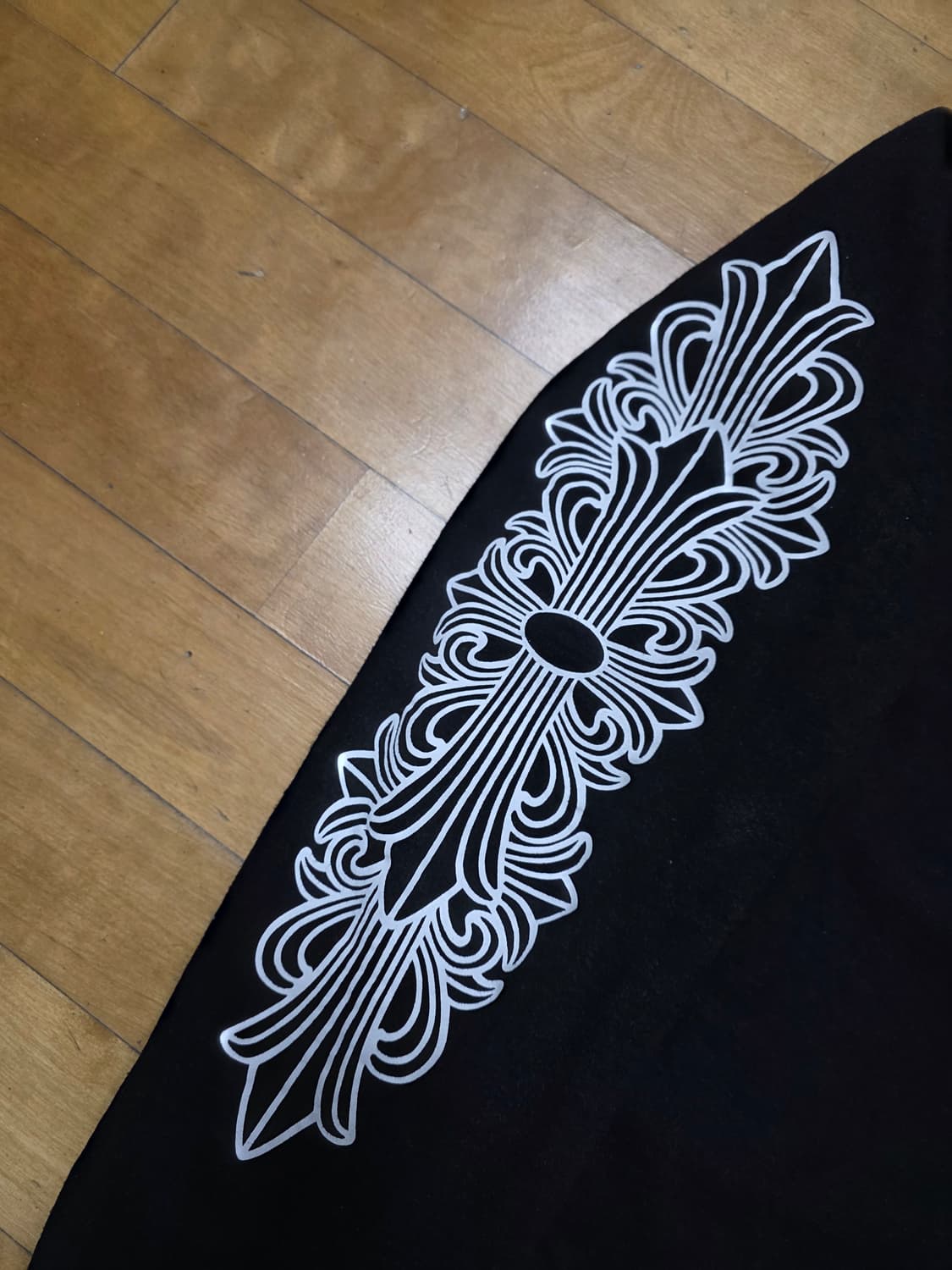 [새상품급,M]크롬하츠 홀스슈 플로랄후드티 블랙 상품이미지4