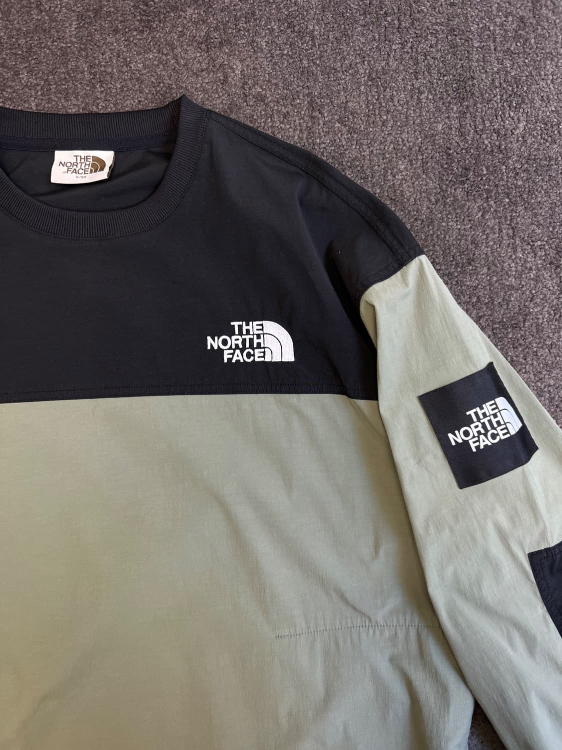 노스페이스 배색 롱슬리브 티셔츠 상품이미지3