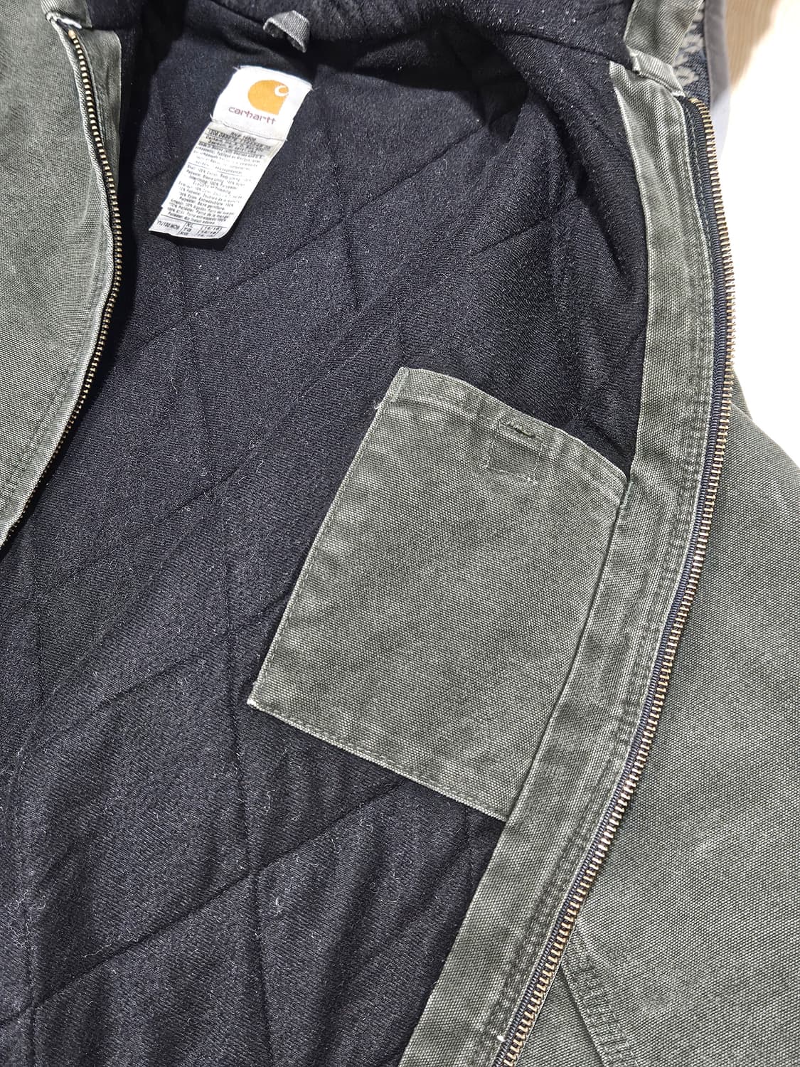 칼하트 액티브 자켓 j130 mos 모스그린 판매합니다 상품이미지5