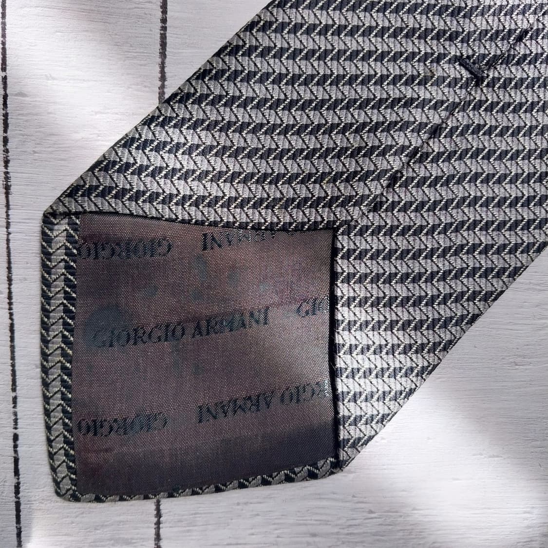 아르마니 꼴레지오니 블랙 패턴 넥타이 9.9cm A+등급 K2599
 상품이미지8