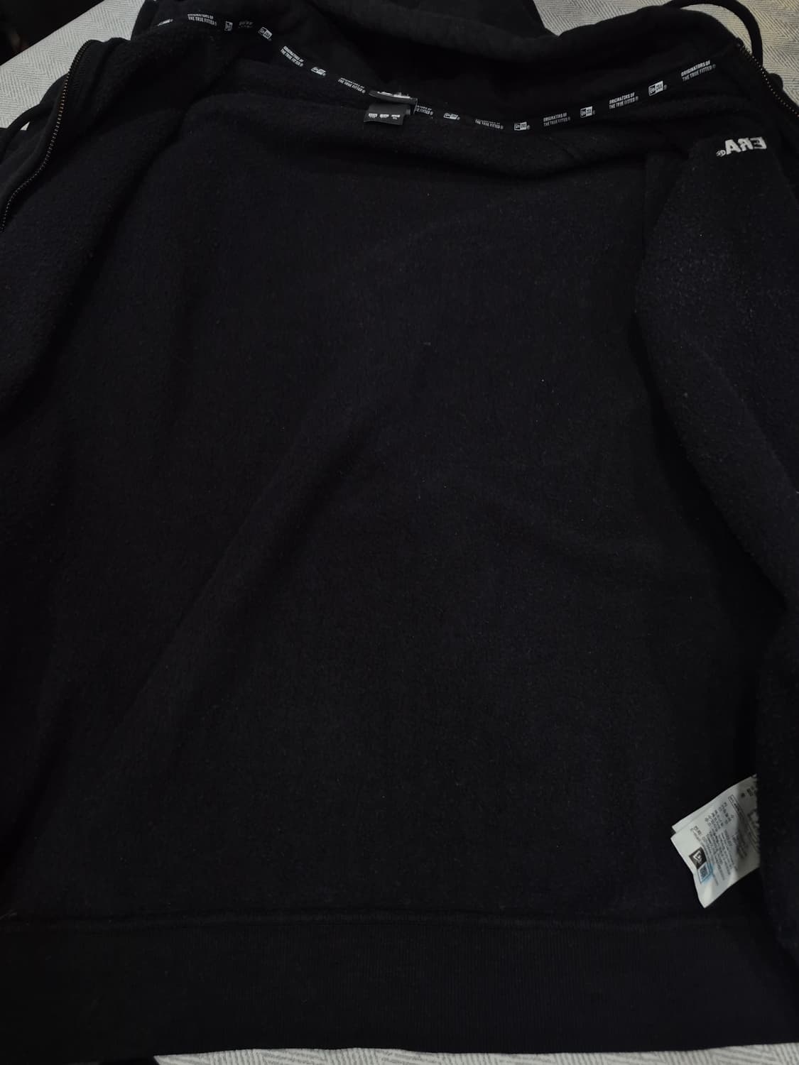 뉴에라 NE 에센셜 기모 후드 집업 블랙 남성 110사이즈 상품이미지5