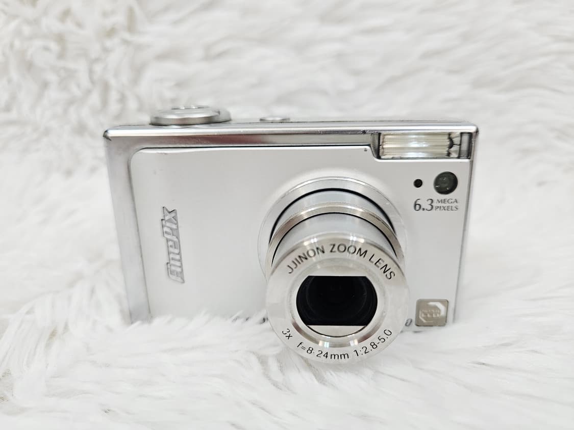[B급] 후지필름 FinePix F10 빈티지 디카, 디지털카메라 판매 상품이미지1