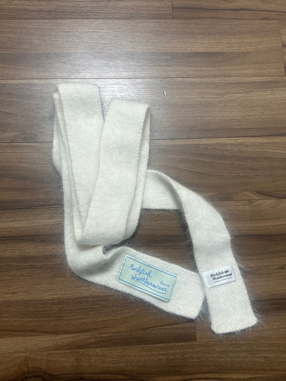 락피쉬웨더웨어 퍼지 머플러 화이트 상품이미지2