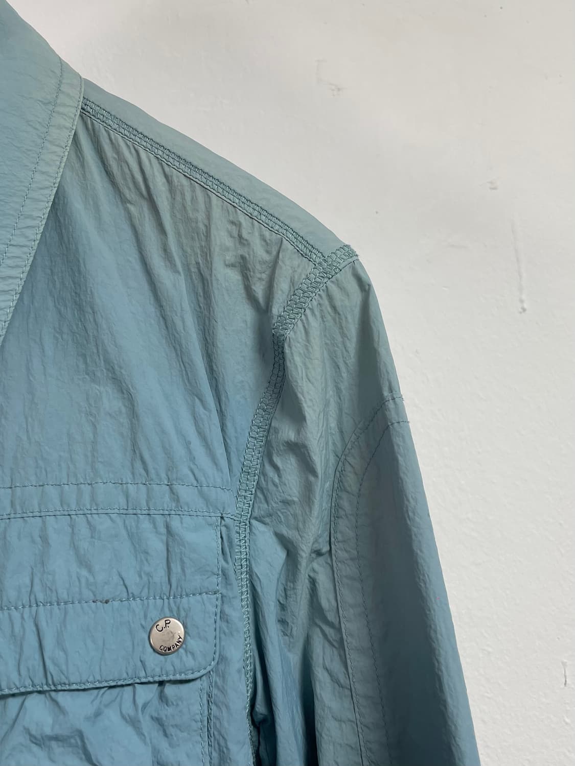 CP컴퍼니 스카이블루 나일론 집업 자켓  (on.607) 상품이미지5