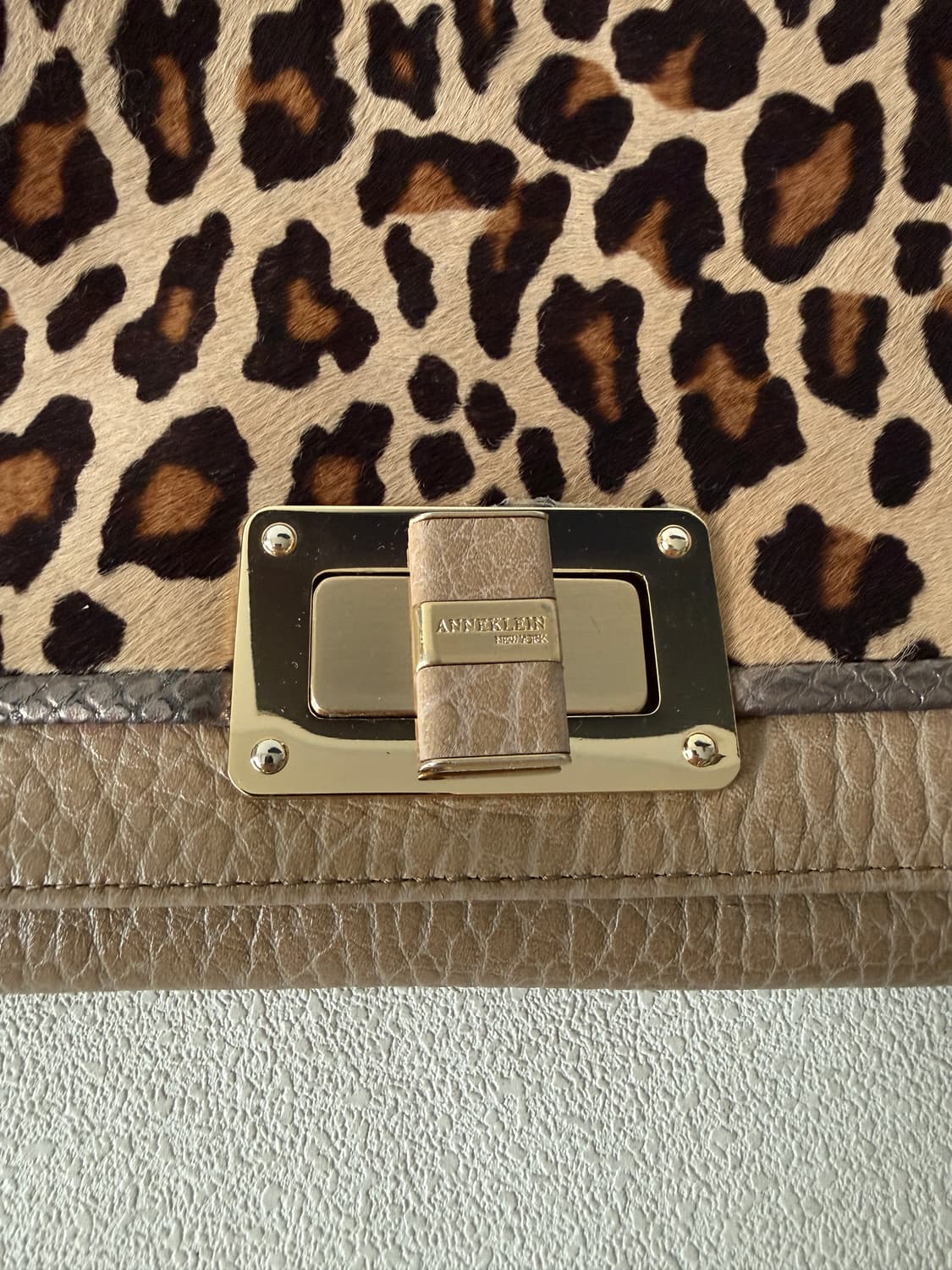 앤클라인(ANNE KLEIN) 레오파드&레더 체인 숄더백 상품이미지3