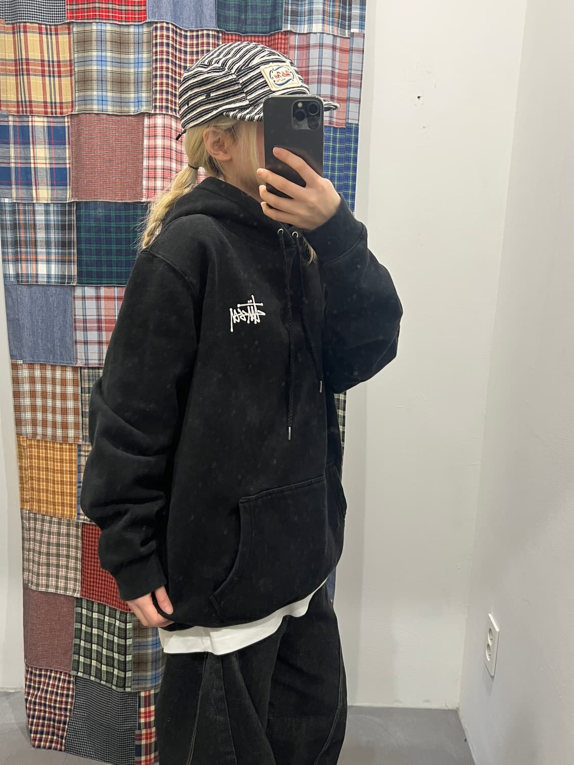 스투시 베이직 블랙 후드티 상품이미지5