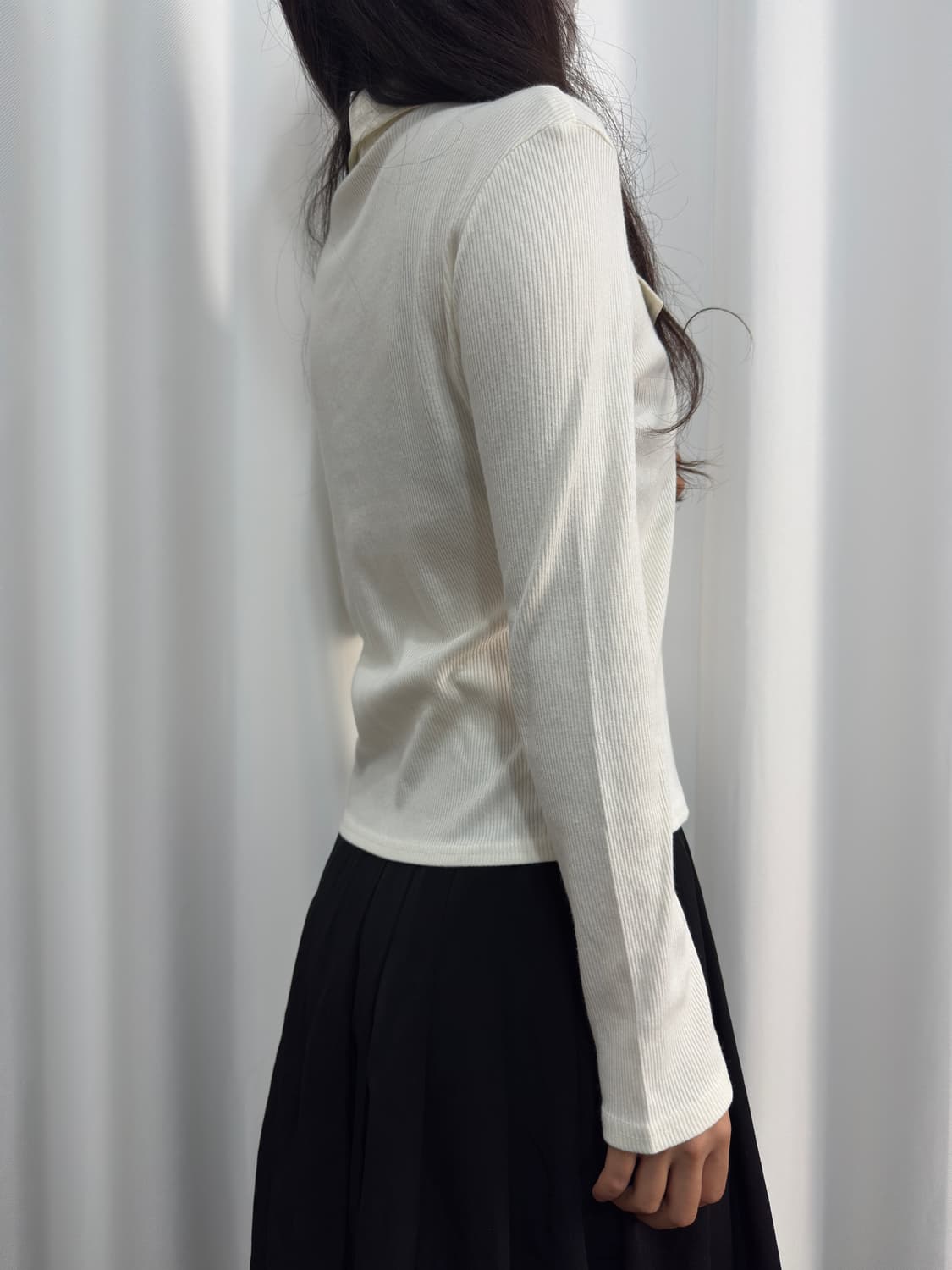 white pocket knit slim top 상품이미지5