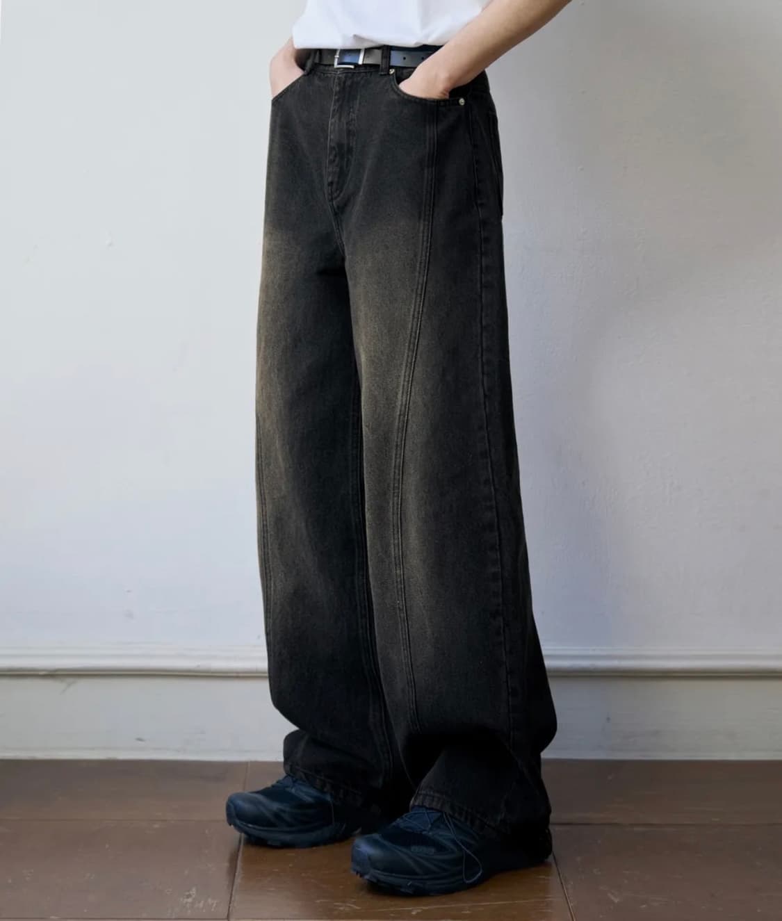 아워데이즈 웨이비 커브드 와이드 데님 팬츠 상품이미지1