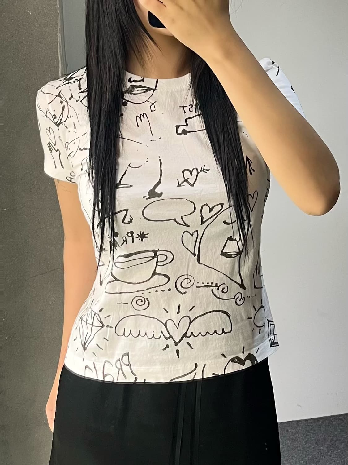 프라다 X 애덤 니트 07s/s 드로잉 프린트 티 상품이미지2