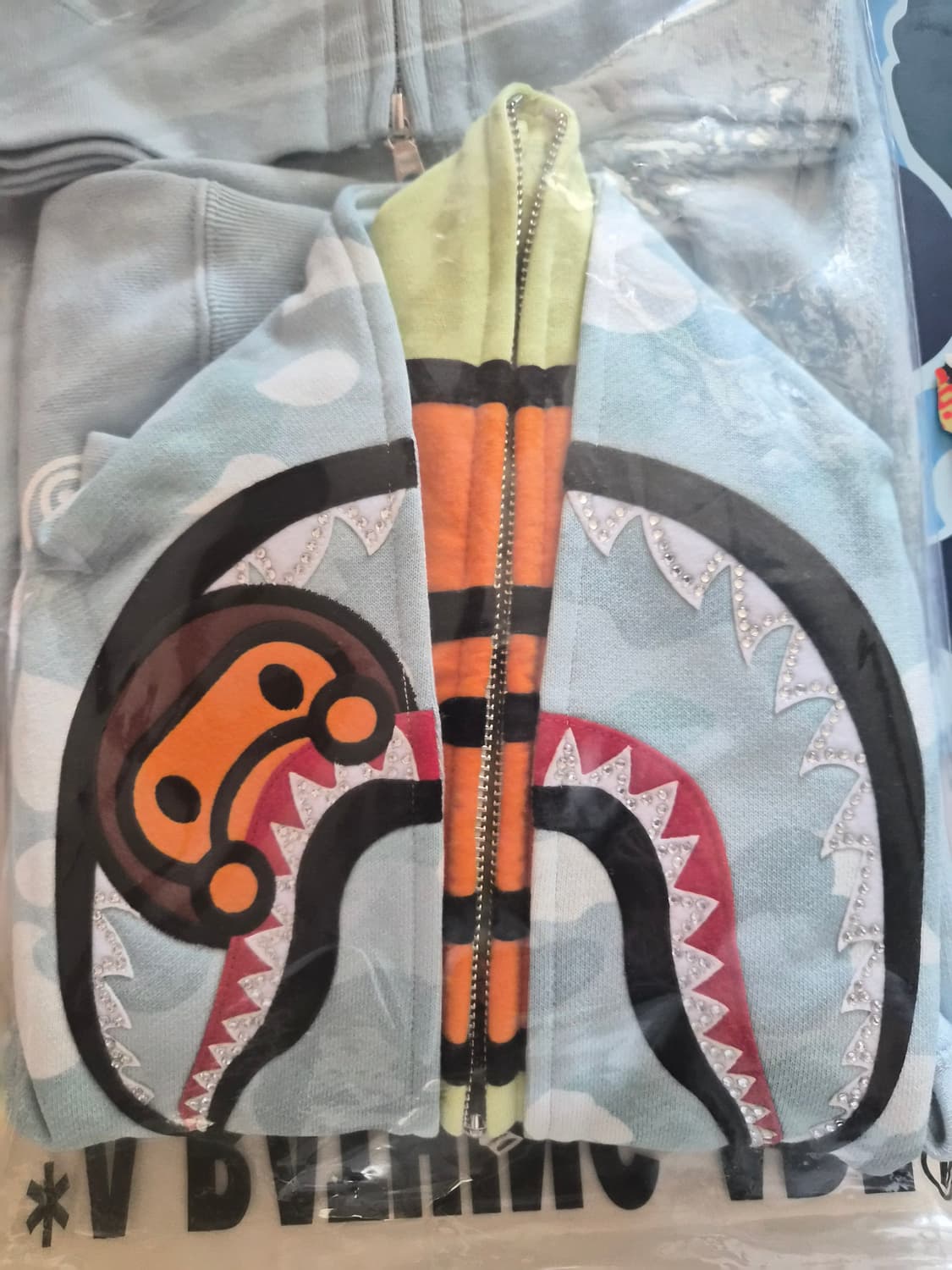 베이프 여성용 S 크리스탈  베이비 마일로 샤크 크롭 풀 집 더블 후 상품이미지6