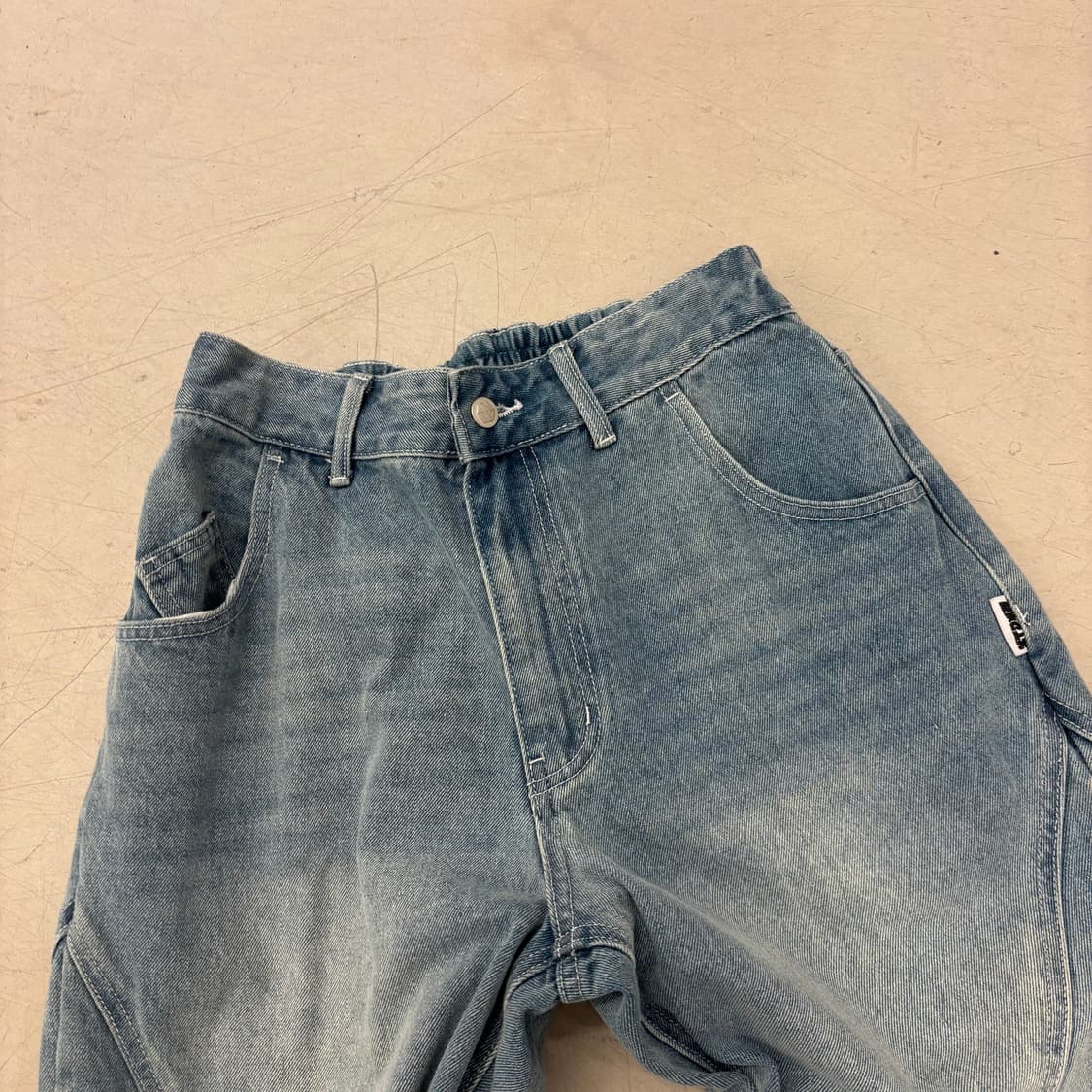 엑스톤즈 스퀘어 패턴 워싱 데님 팬츠 상품이미지2