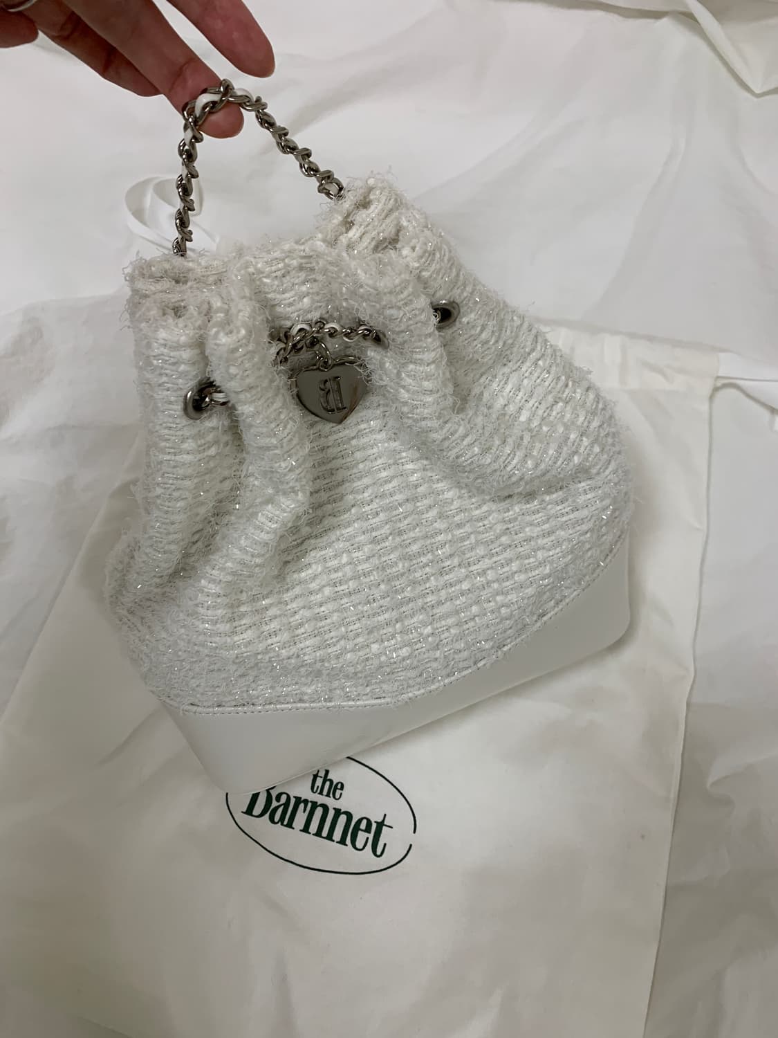 더바넷 트위드 드로우스트링 체인 백팩 _ 아이보리 상품이미지4