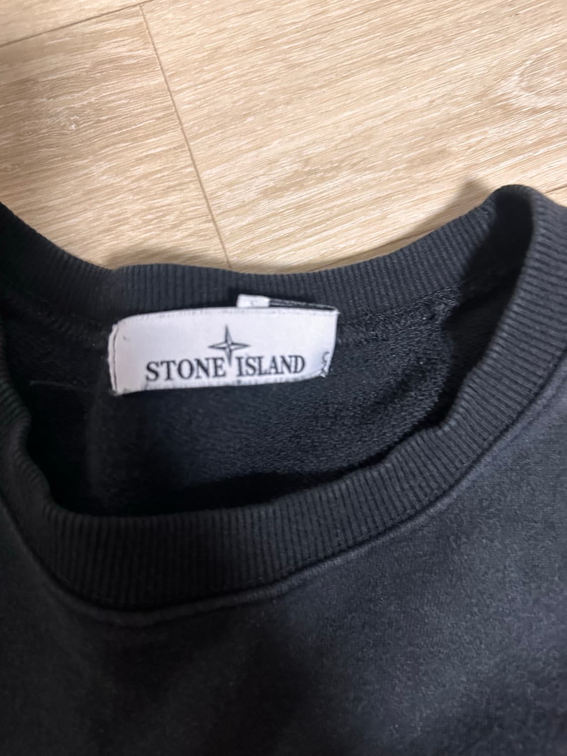 스톤아일랜드 맨투맨 팔아여 상품이미지2