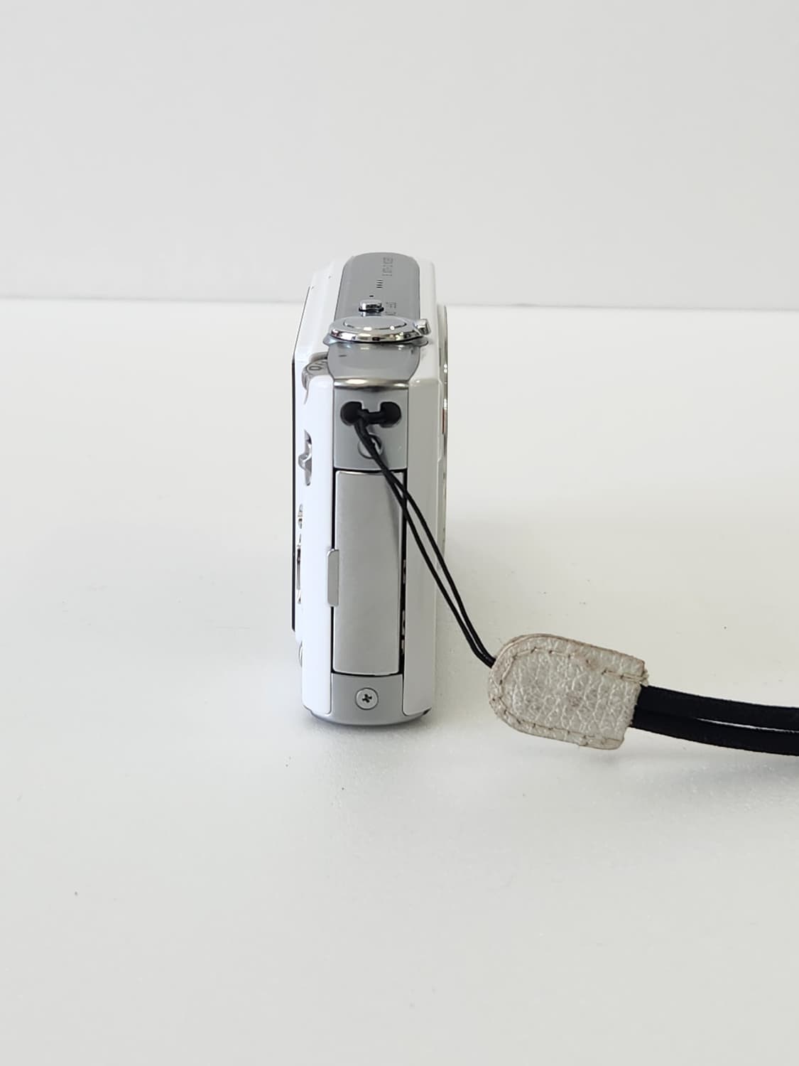 라이카  C-lux3 화이트 에디션 사쿠라 제니 카메라 빈티지카메라 상품이미지5