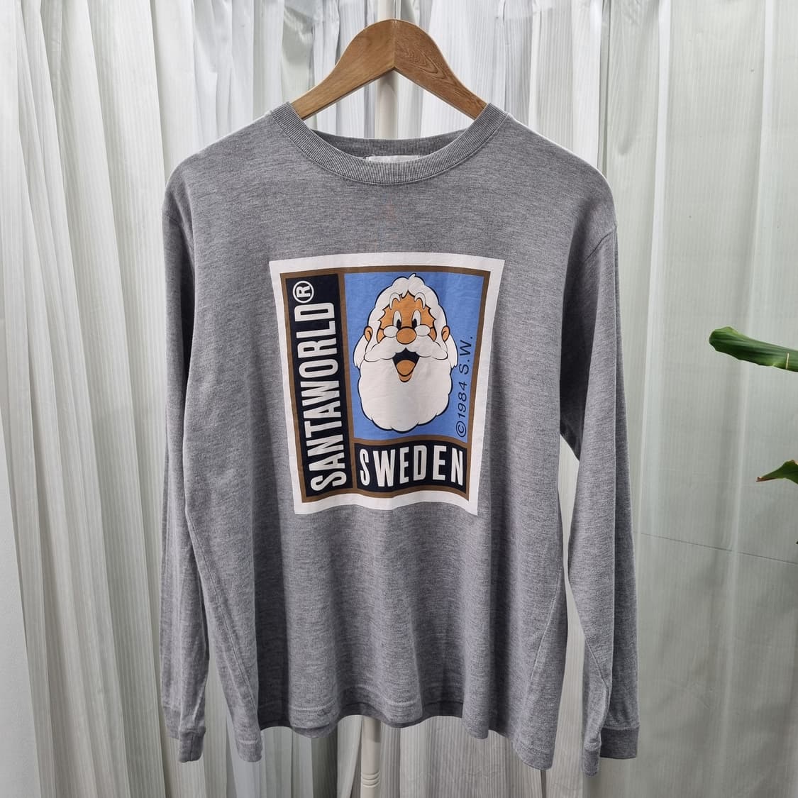 산타월드 빈티지 그래픽 긴팔 티셔츠 1970 상품이미지1