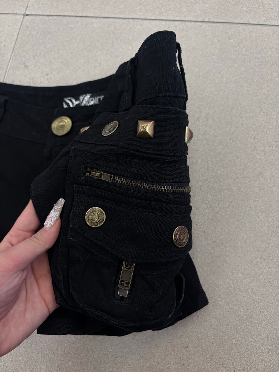 스터드 포켓 반바지 상품이미지4