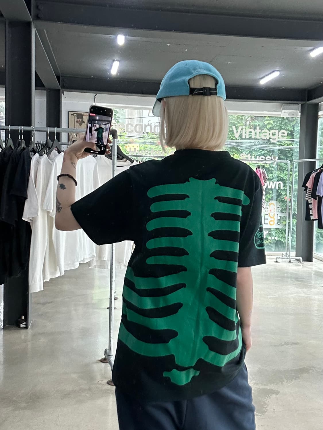 벤슨 카툰 스타일 그린 본 프린팅 반팔 티셔츠 상품이미지3