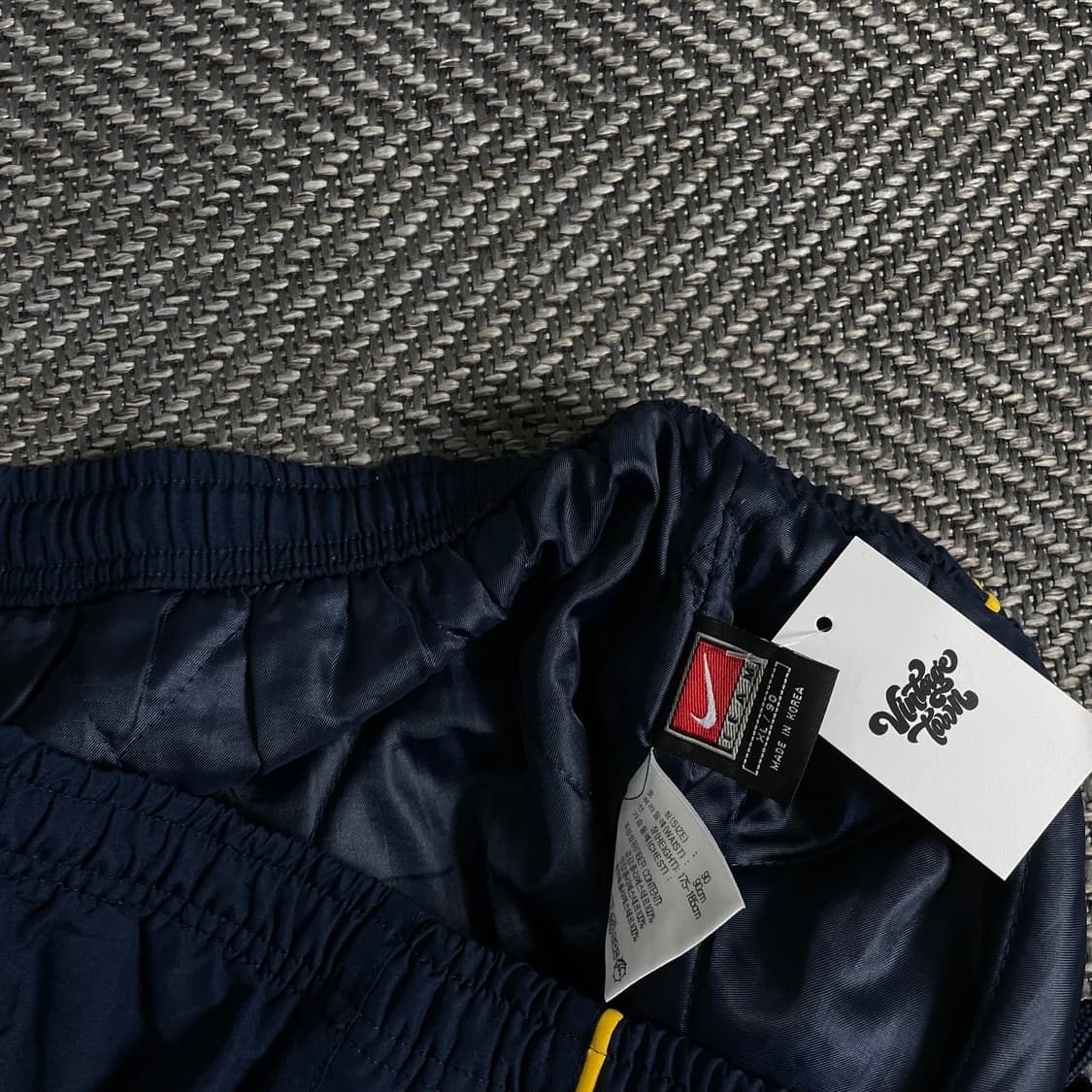 00s 나이키 올드스쿨 와이드핏 우븐 누빔 트랙팬츠 o 3799 상품이미지5