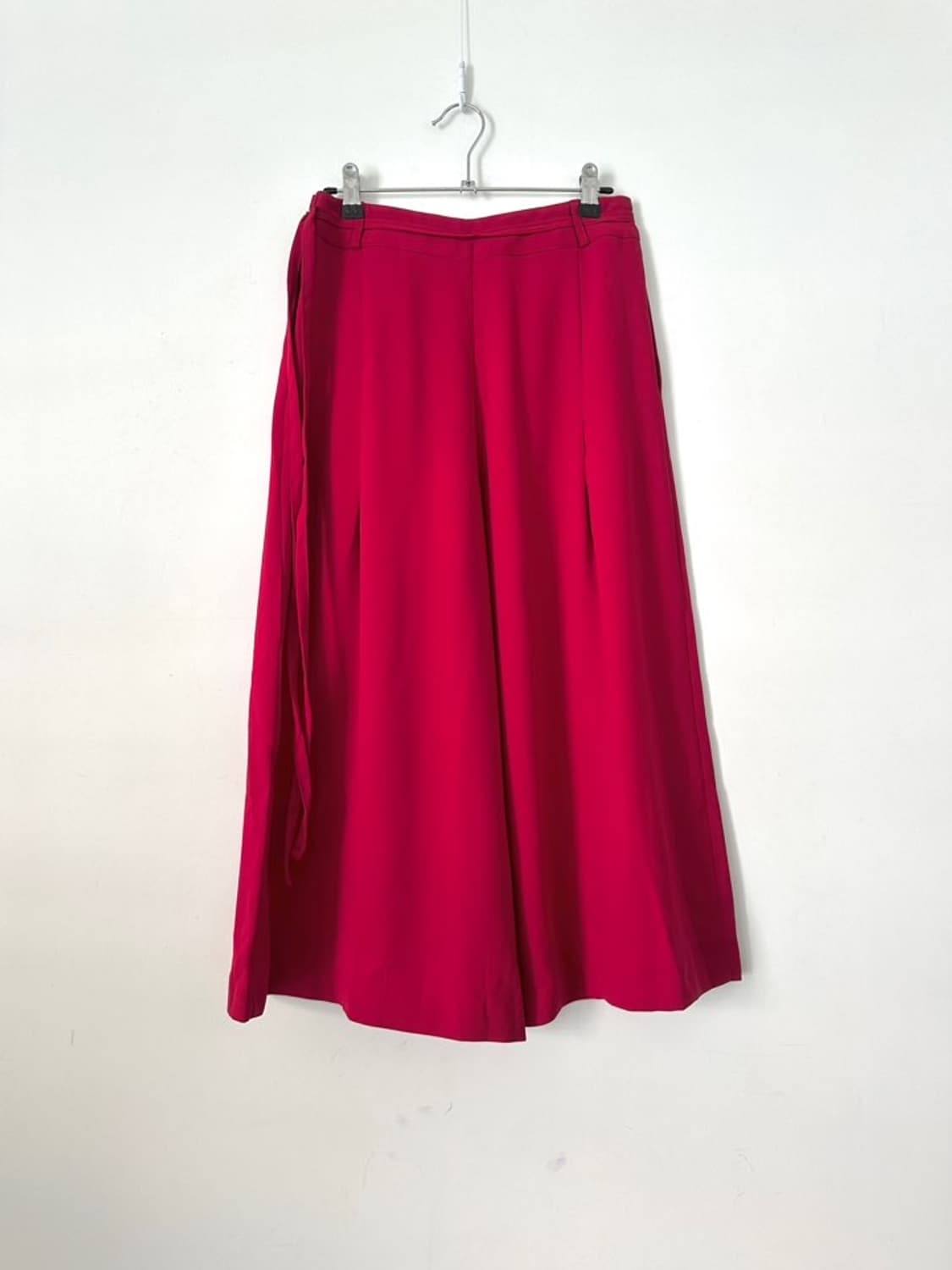 Scene tuck pants / red 상품이미지1