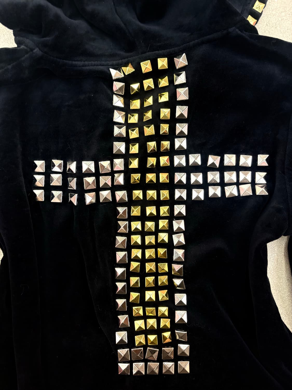 벨벳 스터드 후드집업 상품이미지5