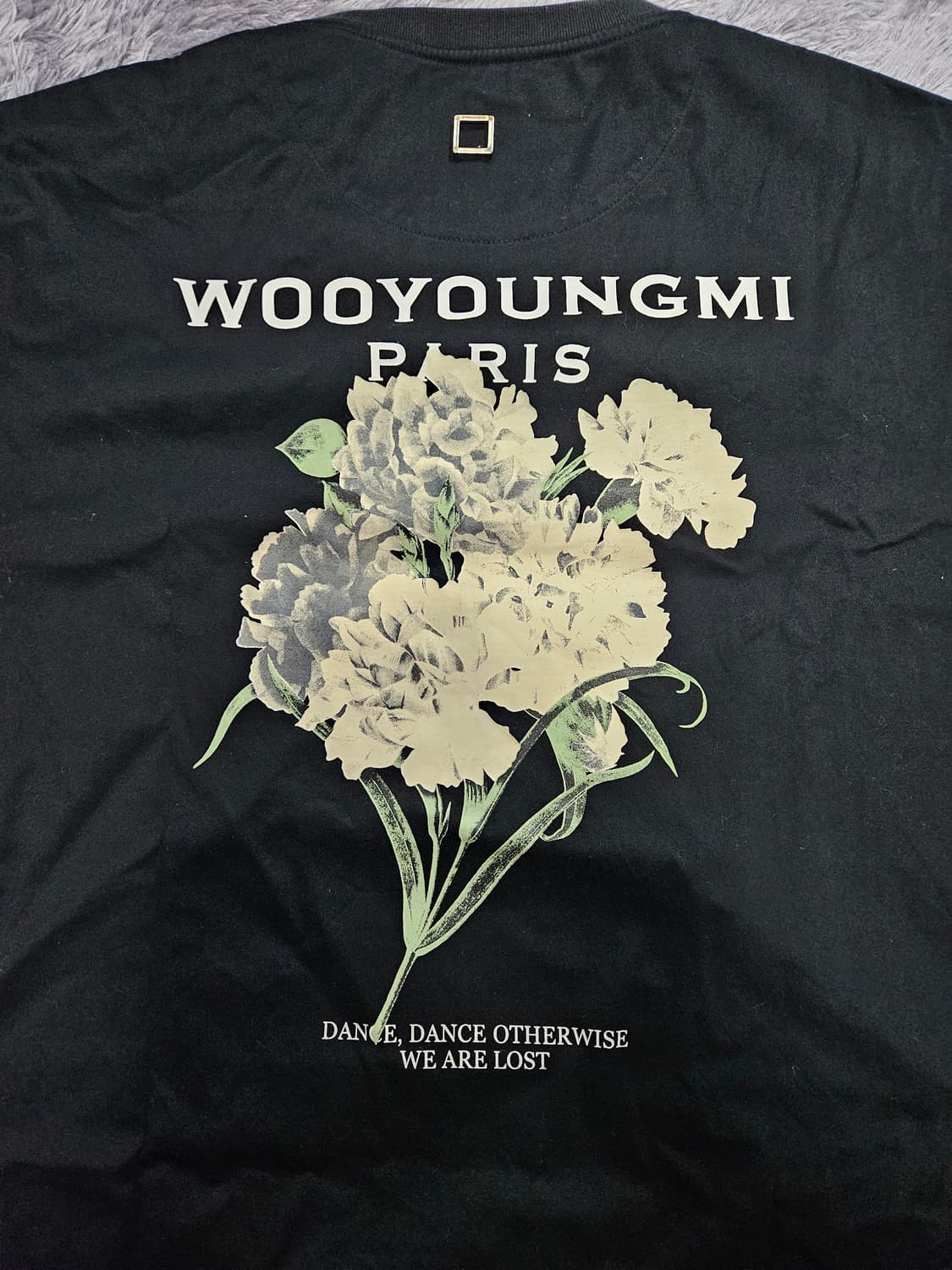 우영미 플라워 반팔 팔아요 상품이미지2