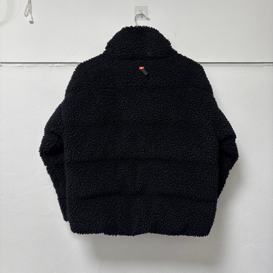 나이키 블랙 써마핏 쉐르파 패딩 상품이미지3