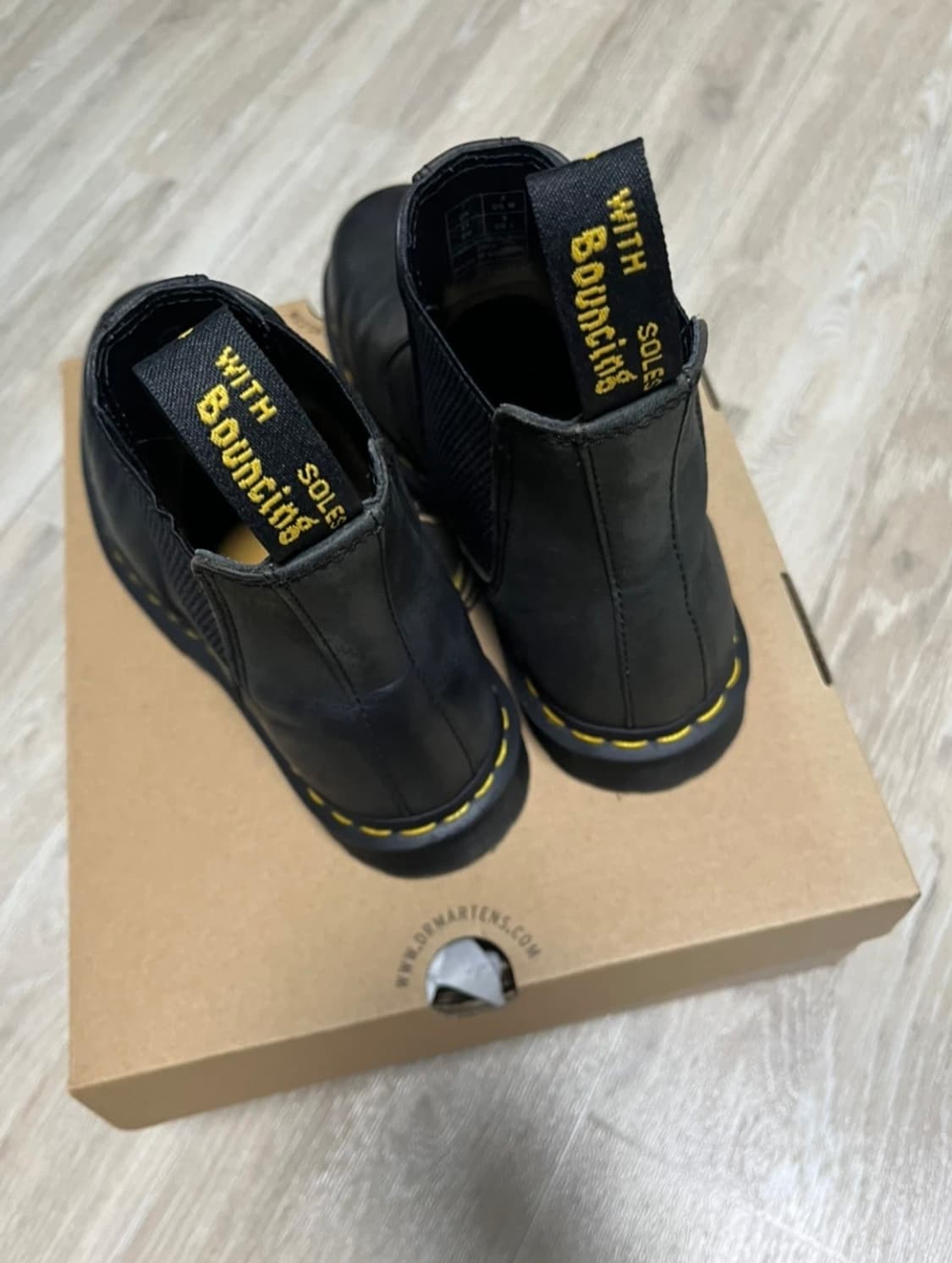닥터마틴 2976 첼시 왁스드 풀그레인 블랙 [260] 상품이미지6