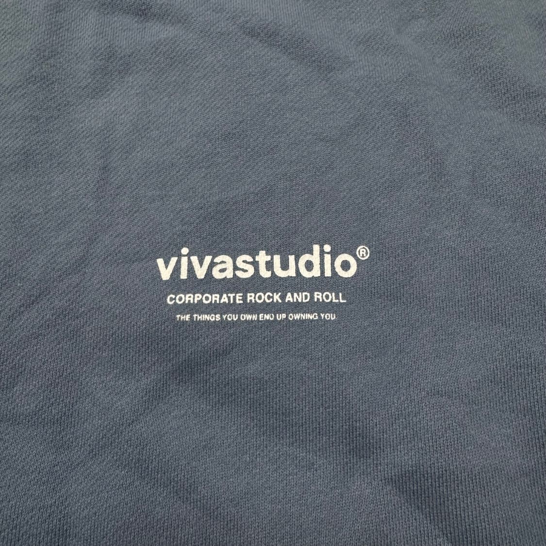 비바스튜디오 라운드 맨투맨 상품이미지4