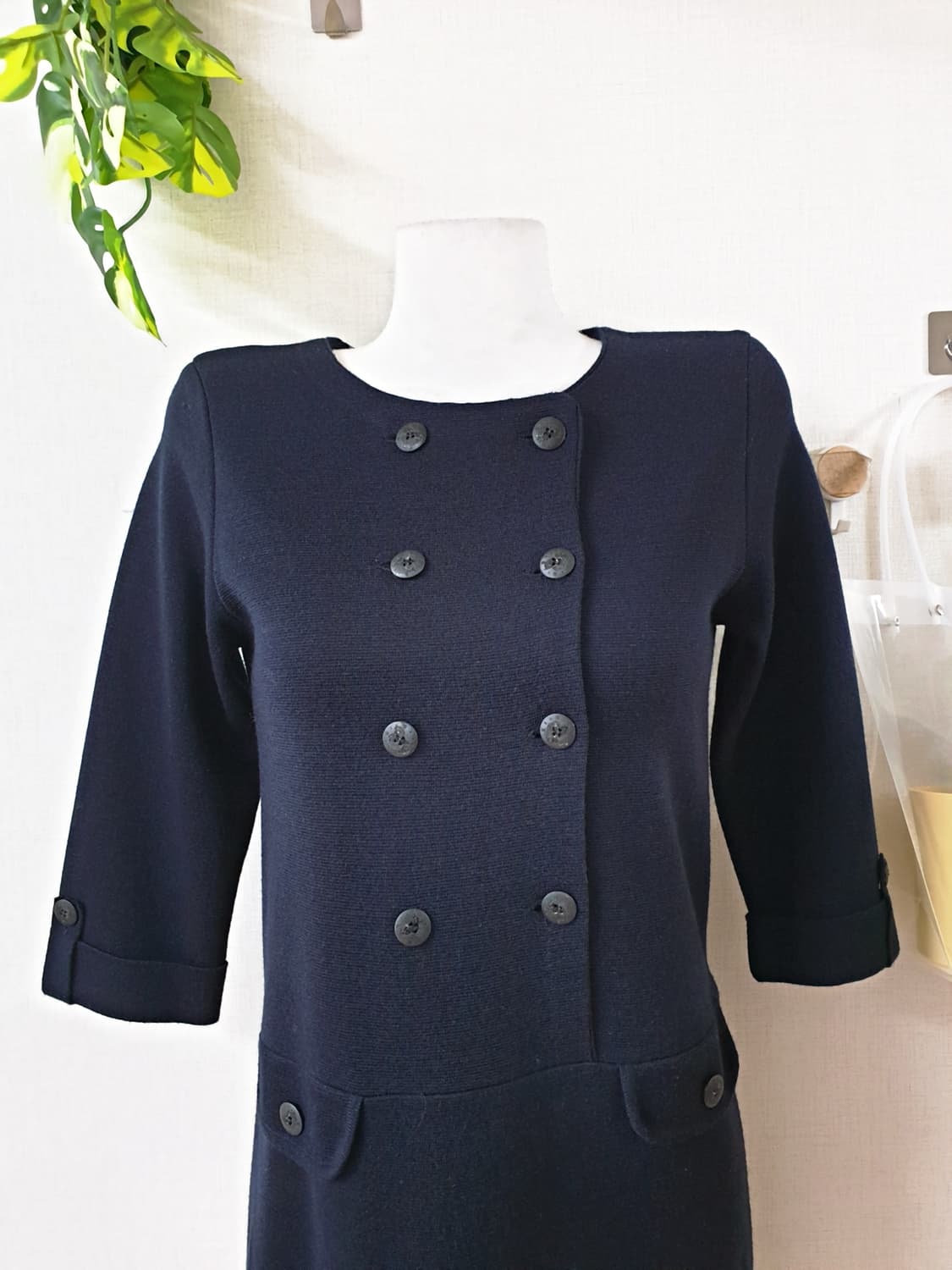 BCBG 7부 더블버튼 니트원피스 55 미디 네이비 상품이미지3