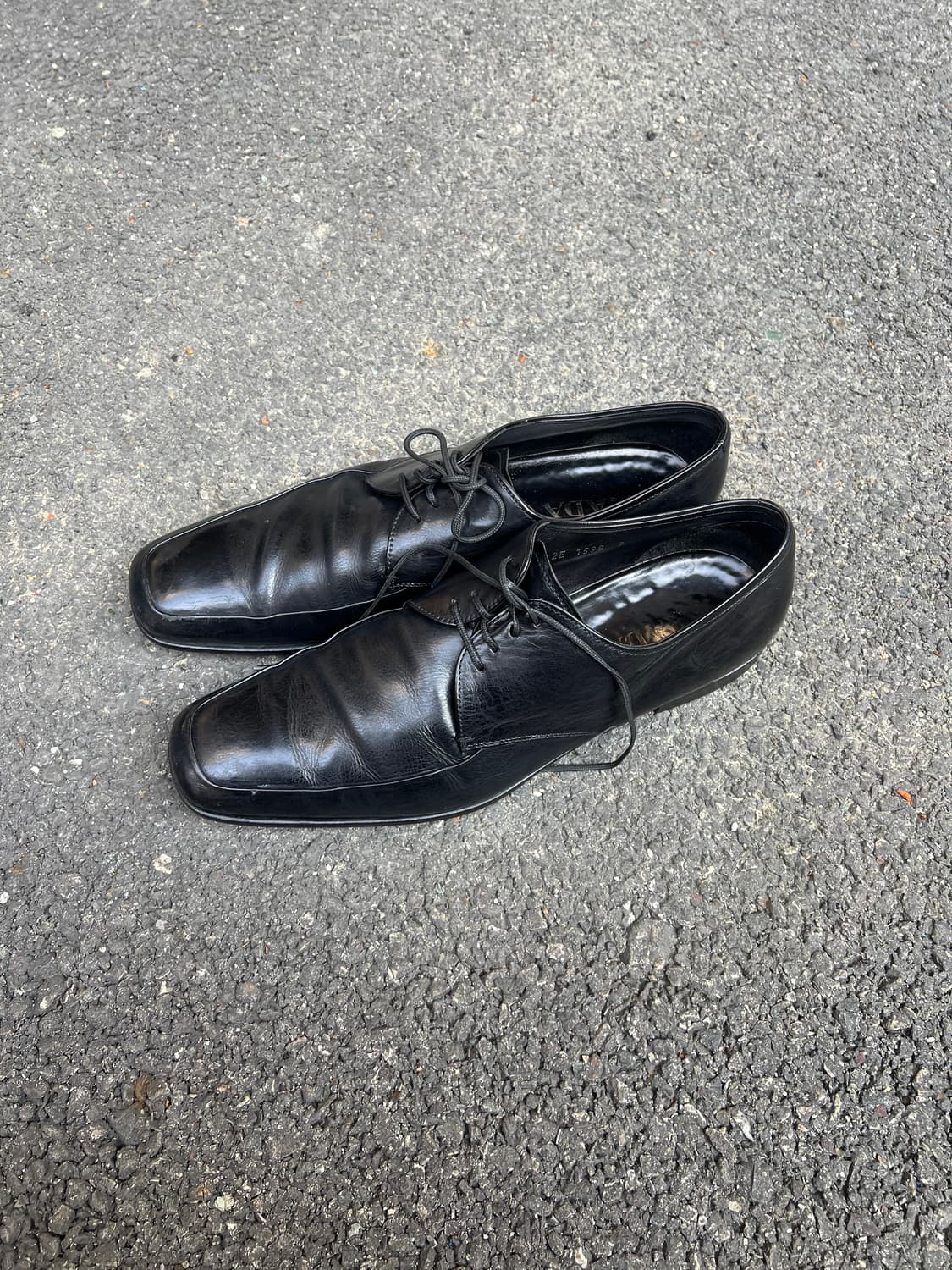 prada 세미 스퀘어토 더비 상품이미지2