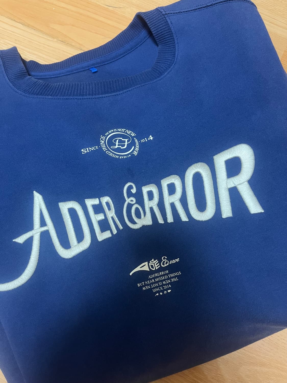 [A3] 아더에러 베리프 로고 스웨트 셔츠 네이비 상품이미지1