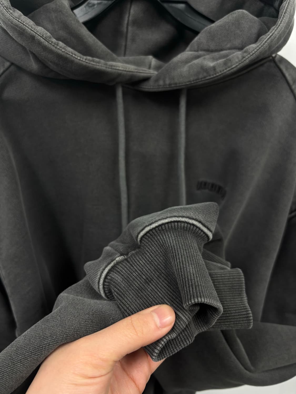 준지 피그먼트 후드티 상품이미지4