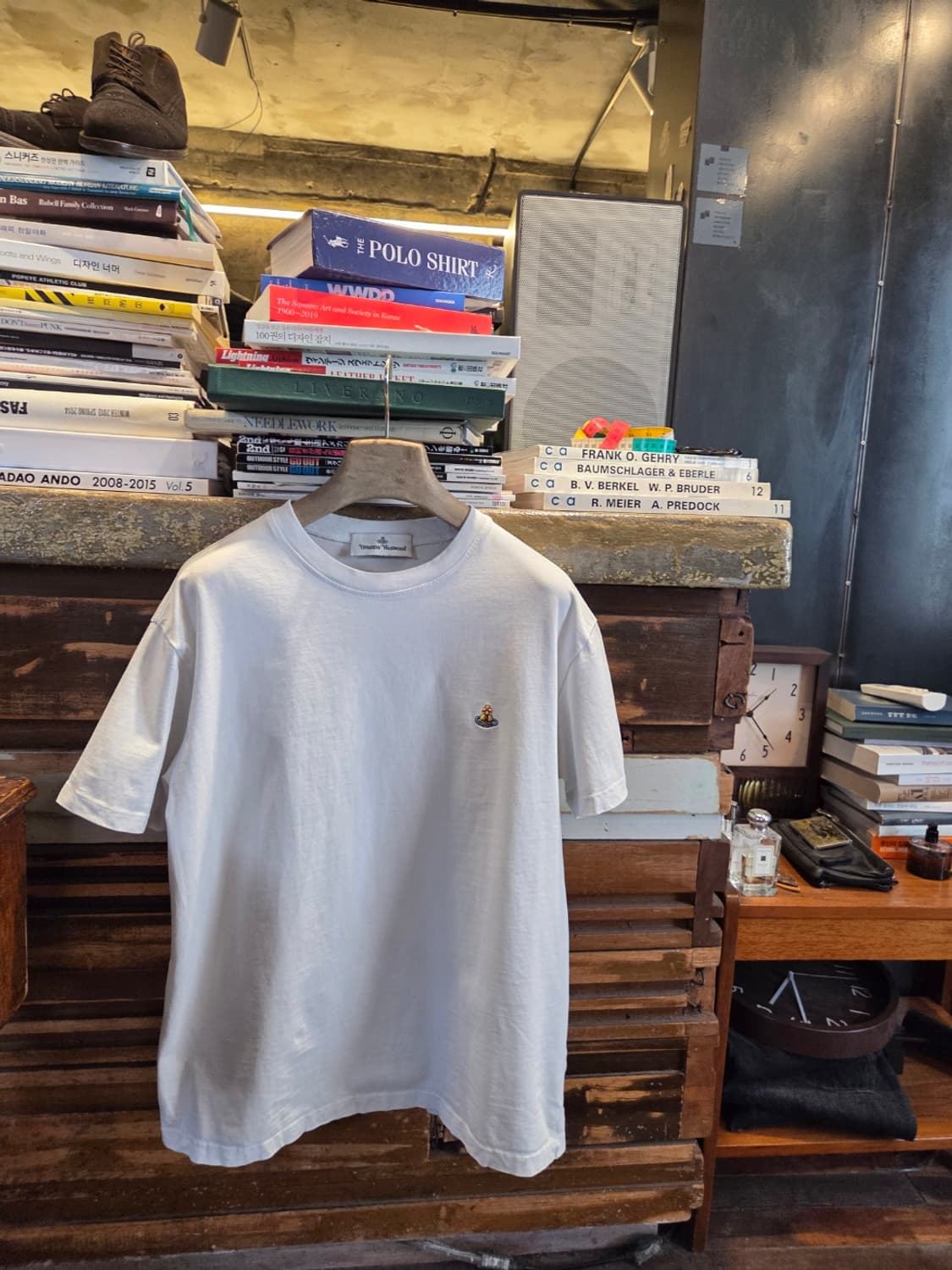 비비안 웨스트우드 티셔츠 상품이미지1