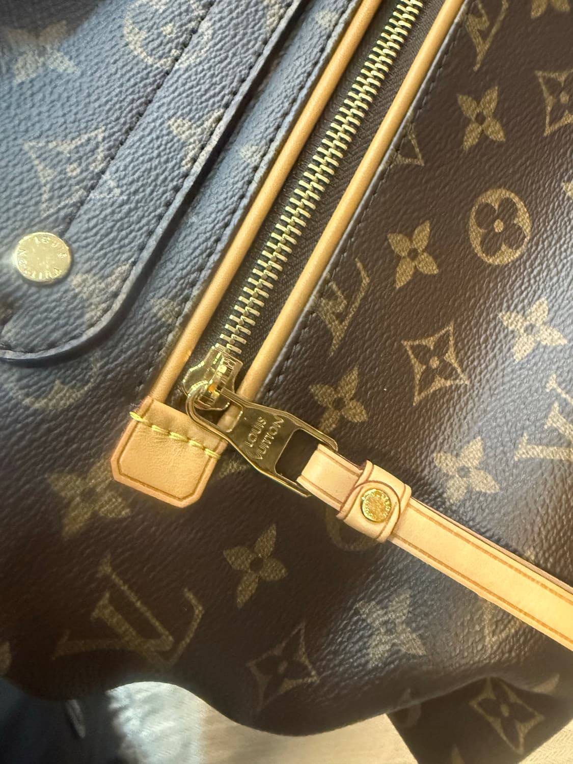 정품 루이비통 올랑프 숄더백 팝니다 상품이미지9