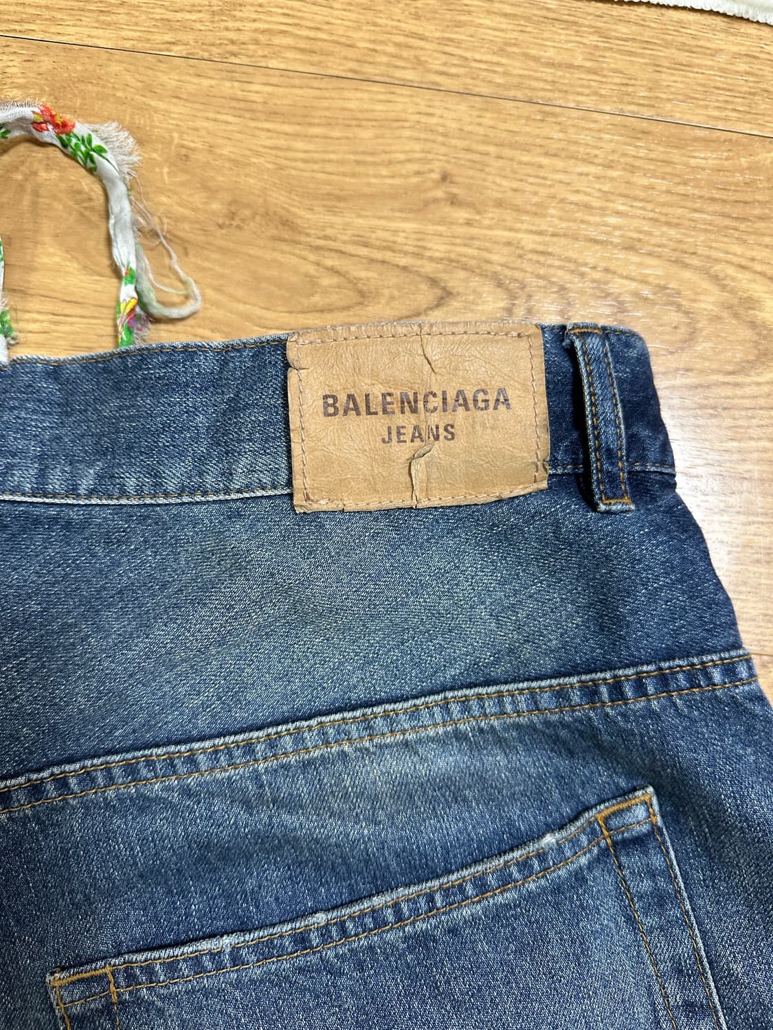 발렌시아가 조지 생크 배기 데님 상품이미지5