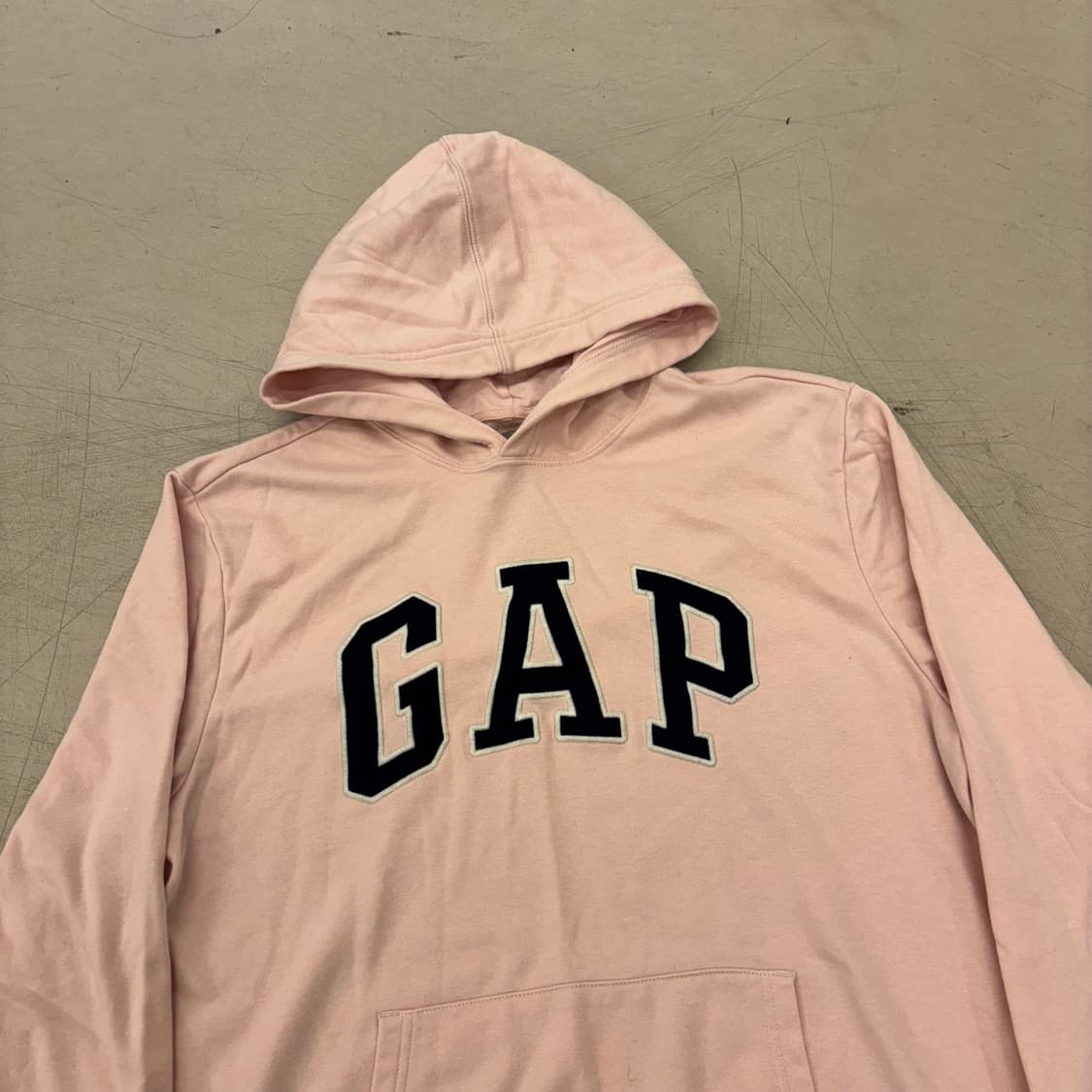 갭 빅로고 핑크 후드티 상품이미지2