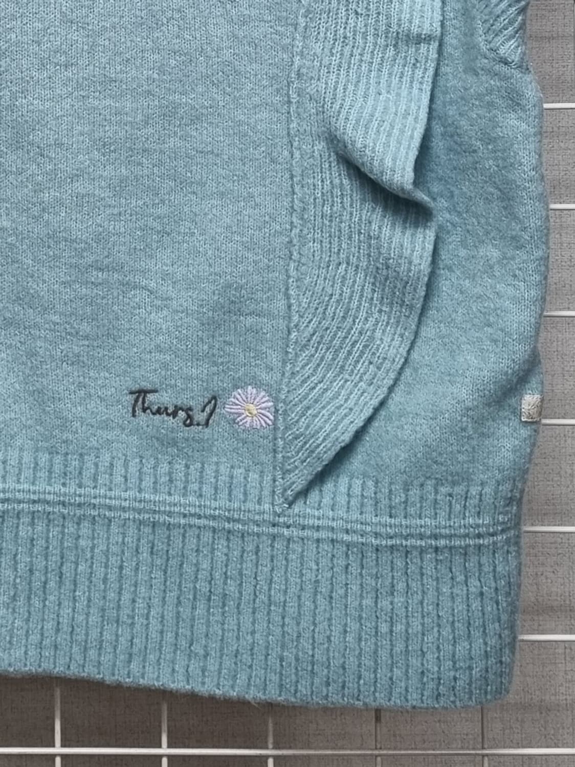 써스데이아일랜드 니트조끼 니트베스트 상품이미지4