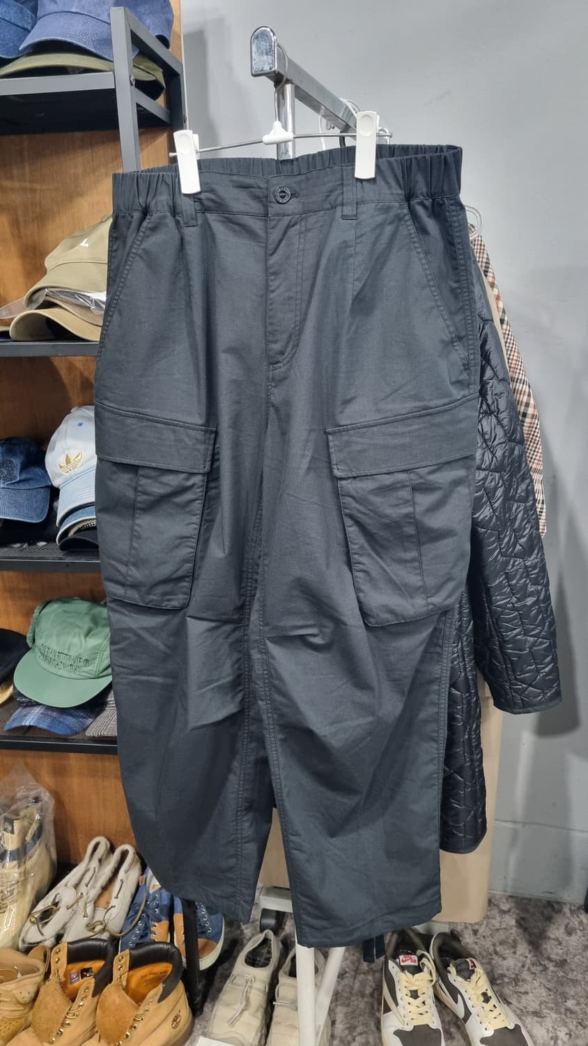 XL(33~34) NEW ERA 카고 남성 봄바지 이염 하자 xx 상품이미지1