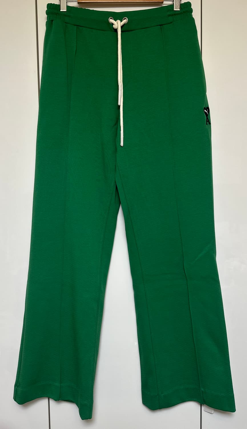 아미 푸마 하트 로고 엠브로 밴딩 와이드 트랙 팬츠남여공용 상품이미지2