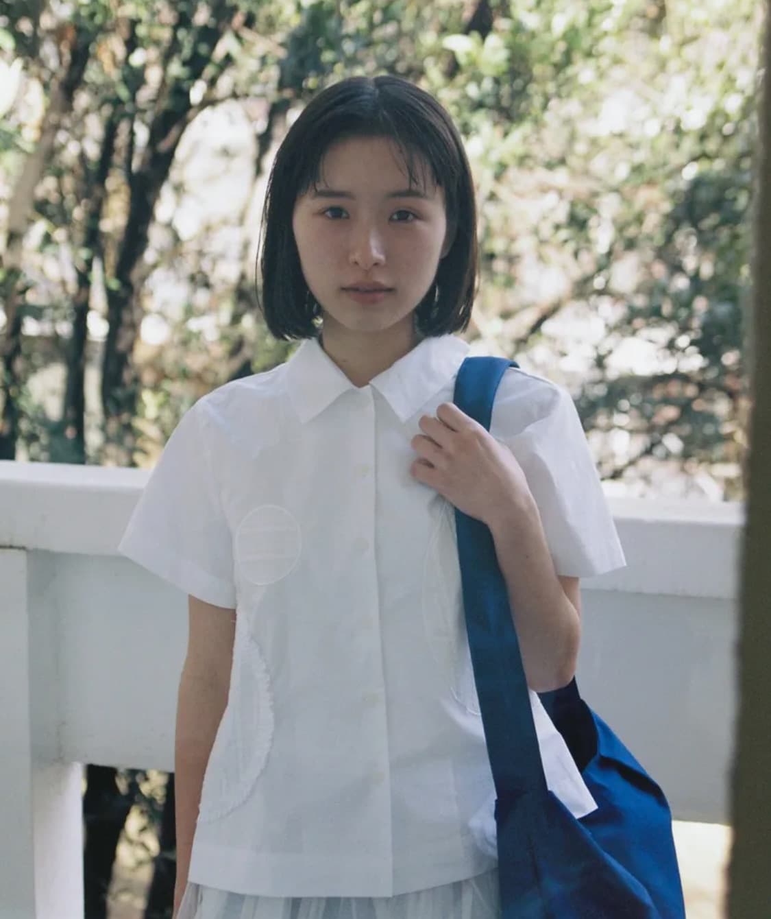 오헤시오 포인트 프릴 셔츠 상품이미지1