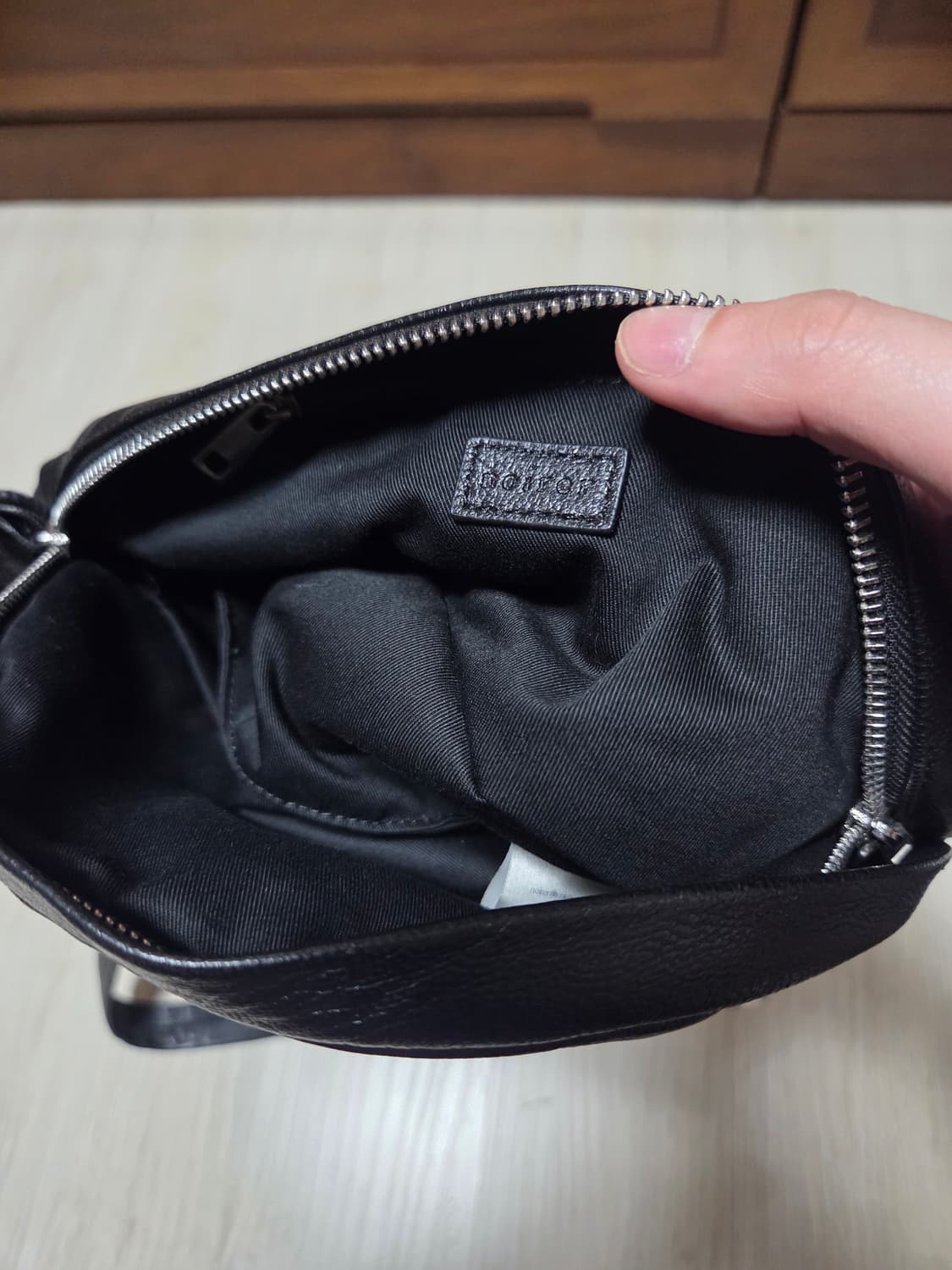 노이어 레더 럼백 블랙(양가죽) 상품이미지5