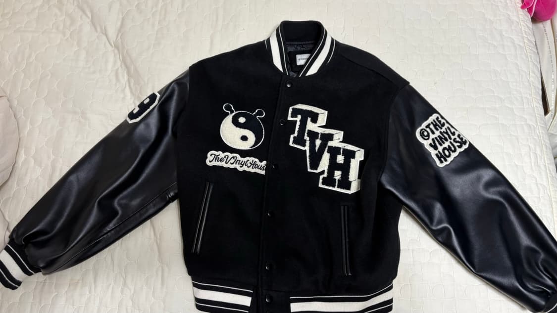 더바이닐하우스 바시티 자켓 M 상품이미지3