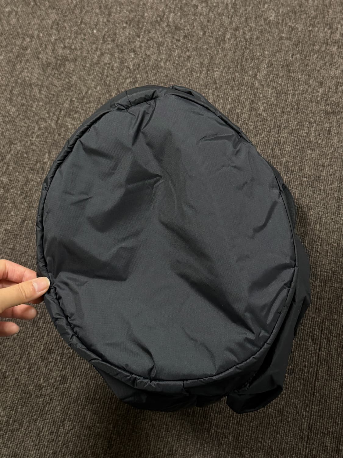 무지(MUJI) 발수 패딩 버킷백 (정가 59,900 / 1회 착용)  상품이미지3