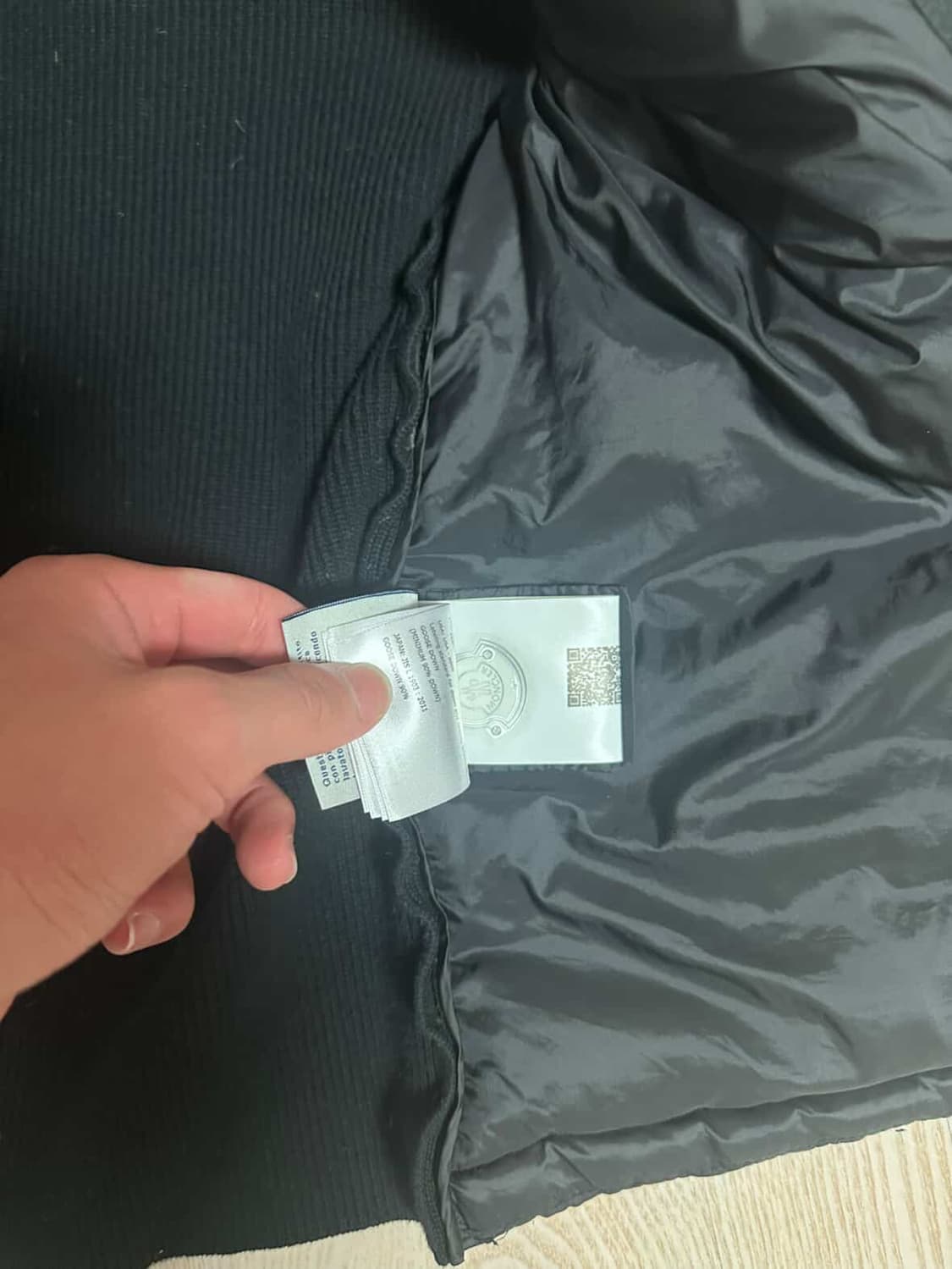 몽클레어 후드니트패딩 상품이미지3