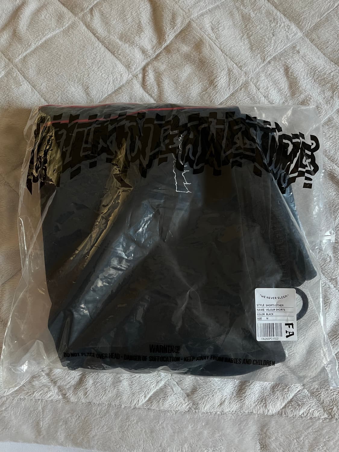 퍼킹어썸 벨루어 반바지 상품이미지5