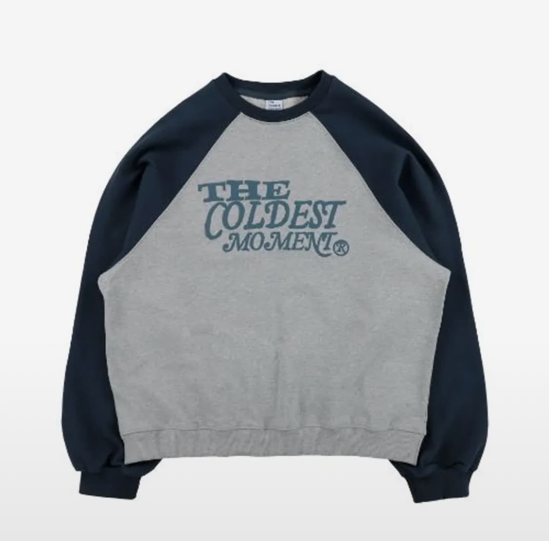 더콜디스트모먼트 레글런 맨투맨 상품이미지1