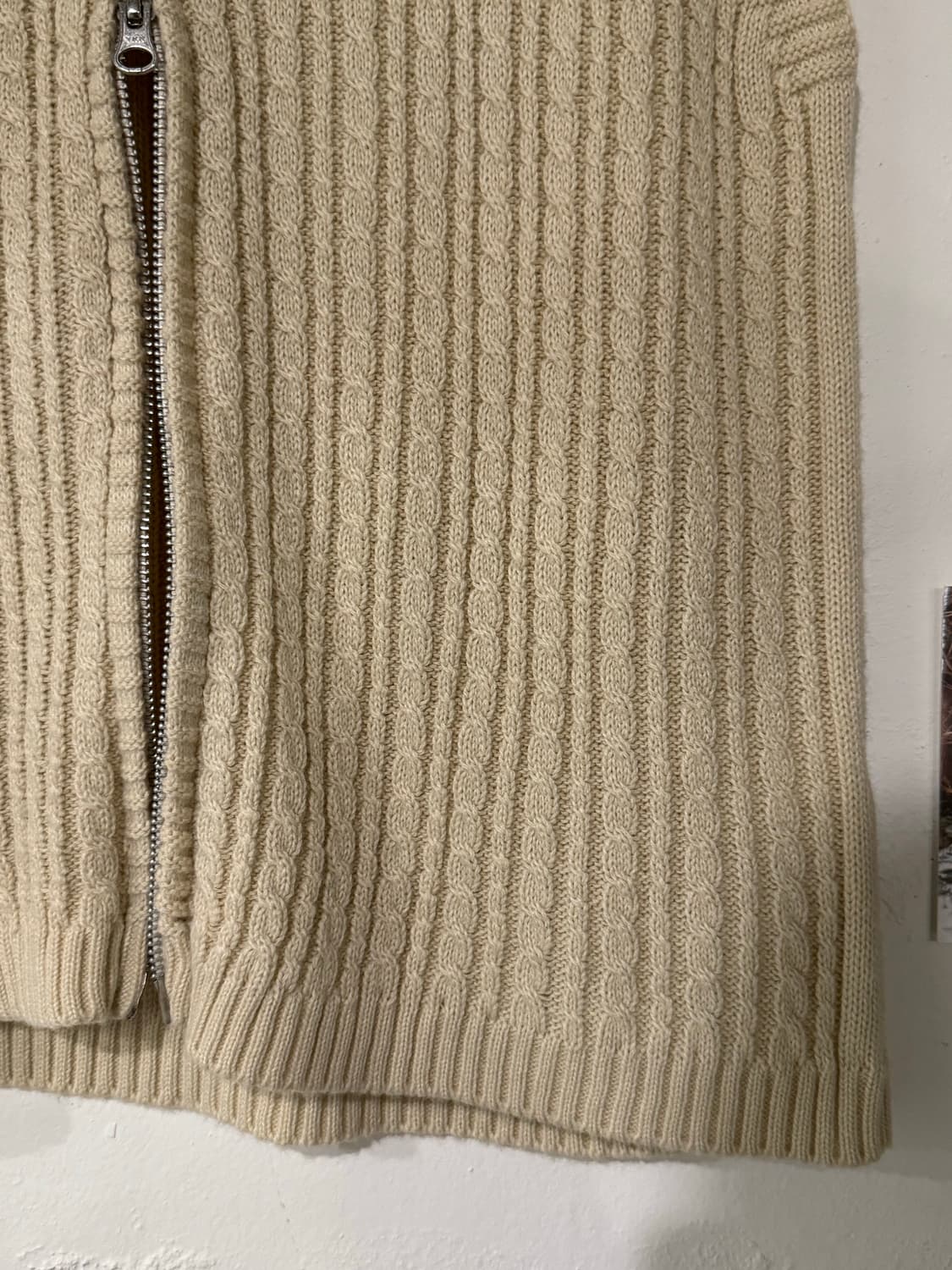 꽈배기 니트 집업 조끼 상품이미지5